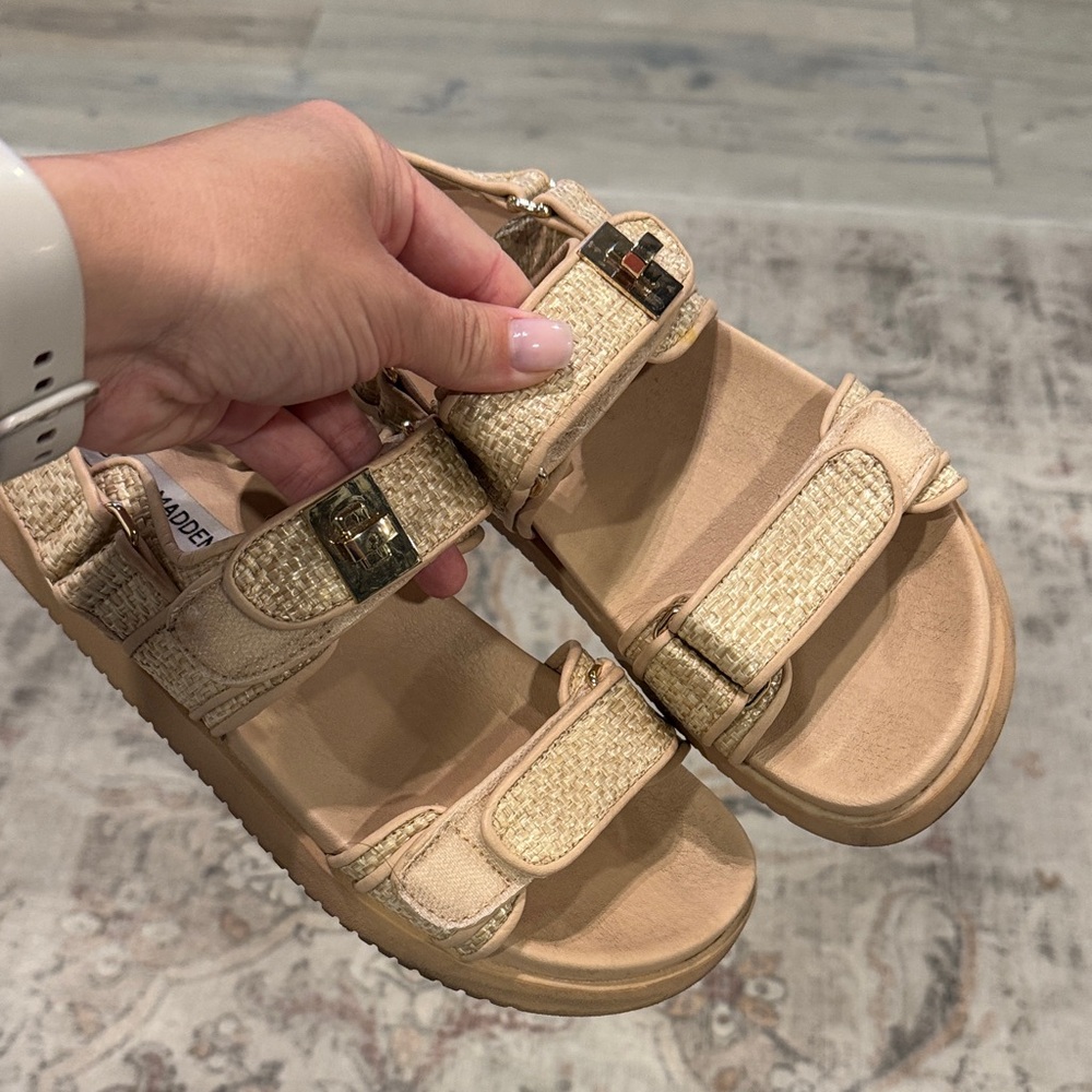 Steve Madden Mona Rattan Sandals